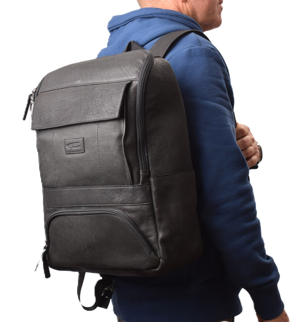 Menzo MB85 - Rucksack Rindsleder washed/schwarz für 15" Laptop