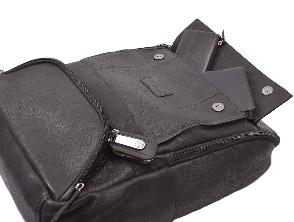 Menzo MB85 - Rucksack Rindsleder washed/schwarz für 15" Laptop