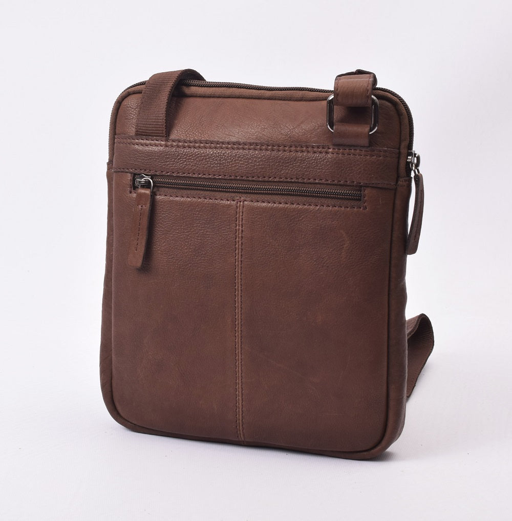 MENZO MB 84 Umhängetasche Rindsleder-braun