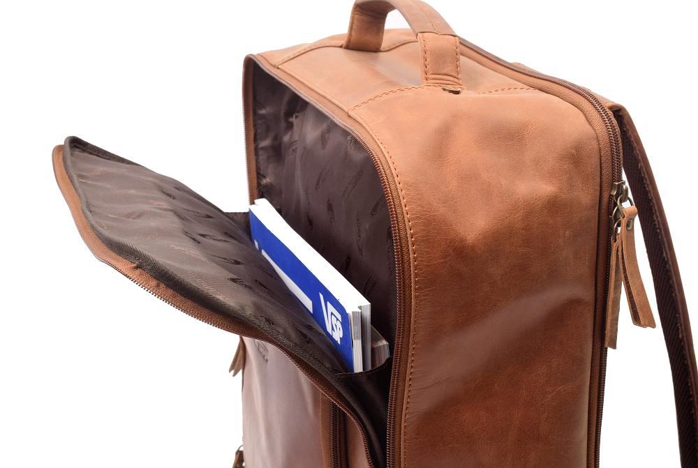 Menzo MB80 - Rucksack Büffelleder/deltabraun für 15,6 Zoll Laptop